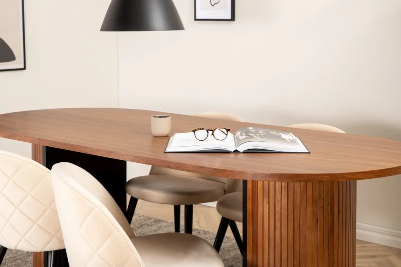 Biana Matgrupp 200 cm Oval inkl 4 Velvets Stolar - Valnötsbrun/Svart - Möbler - Matplats - Matgrupp & matbord med stolar