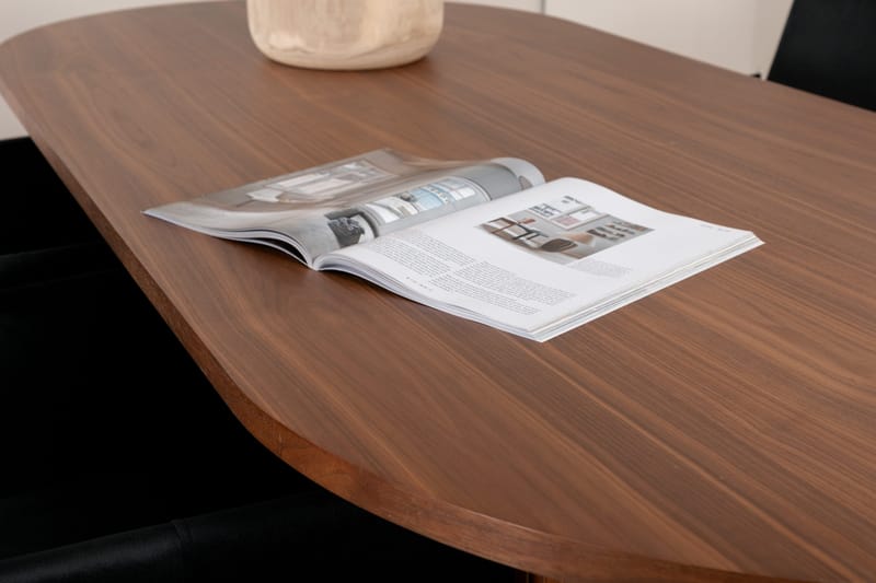 Bianca ovalt matbord med 4st Pippi matstol - Möbler - Matplats - Matgrupp & matbord med stolar