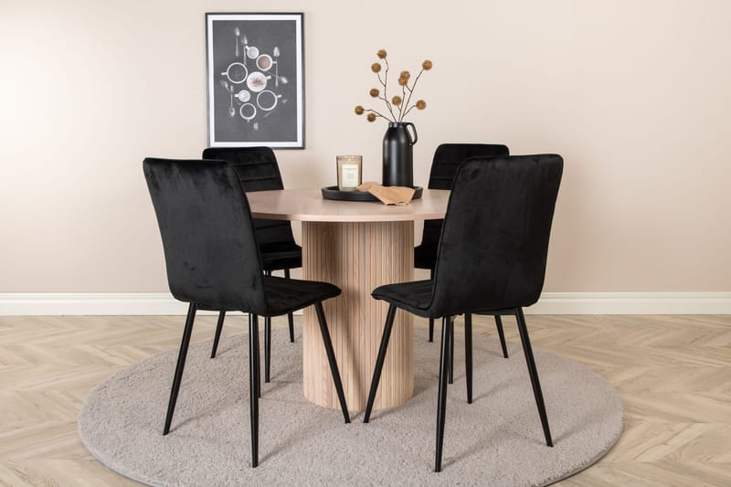 Bianca runt matbord med 4st Windu Lyx matstol