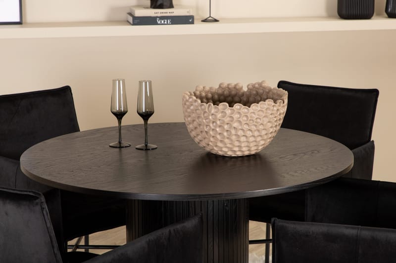 Bianca runt matbord med 4st Pippi matstol - Möbler - Matplats - Matgrupp & matbord med stolar