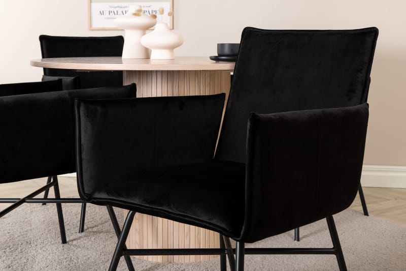 Bianca runt matbord med 4st Pippi matstol - Möbler - Matplats - Matgrupp & matbord med stolar