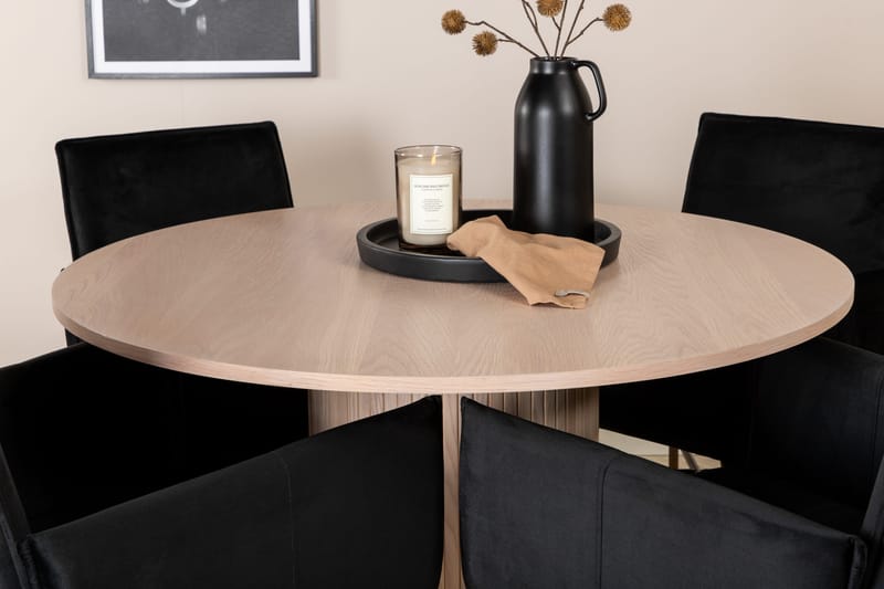 Bianca runt matbord med 4st Pippi matstol - Möbler - Matplats - Matgrupp & matbord med stolar