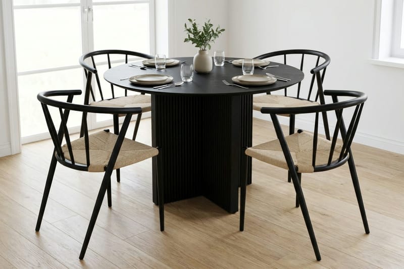 Edda Matgrupp runt 110 cm Svart med 4 Winston Matstolar - Svart - Möbler - Matplats - Matgrupp & matbord med stolar