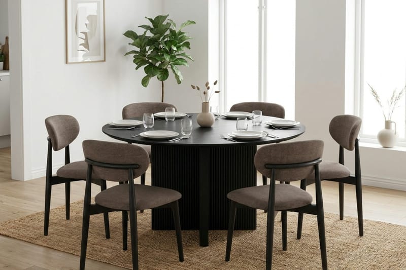 Edda Matgrupp runt 130 cm Svart med 6 Molly Matstolar - Svart - Möbler - Matplats - Matgrupp & matbord med stolar