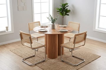 Juno Matgrupp runt 110 cm Ek med 4 Build Matstolar - Ek - Möbler - Matplats - Matgrupp & matbord med stolar