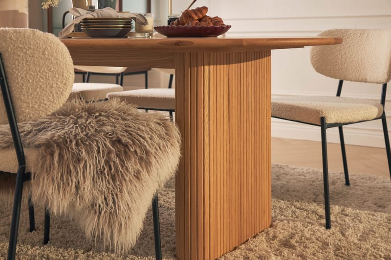 Noira Matbord 220 cm Massiv Ek med 6st Gemmiano Matstol - Natur - Möbler - Matplats - Matgrupp & matbord med stolar