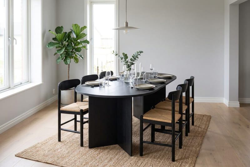 Vera Matgrupp rektangulärt 180 cm Svart med 6 Malte Matstolar - Möbler - Matplats - Matgrupp & matbord med stolar