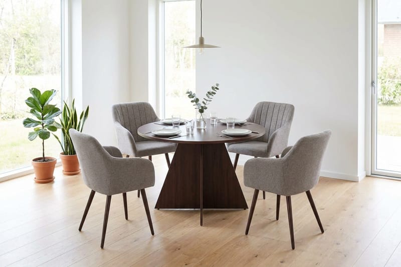 Vera Matgrupp runt 110 cm Valnöt med 4 Filippa Matstolar - Valnöt - Möbler - Matplats - Matgrupp & matbord med stolar