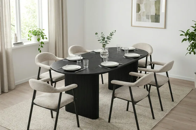Noira Matgrupp 160-220 cm förlängningsbart i Svart med 6 Ronja Matstolar - Beige/Svart - Möbler - Matplats - Matgrupp & matbord med stolar