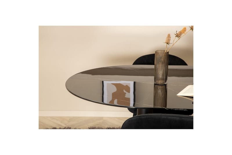 Oval Dining Set Pillan, Wrinkles - Möbler - Matplats - Matgrupp & matbord med stolar