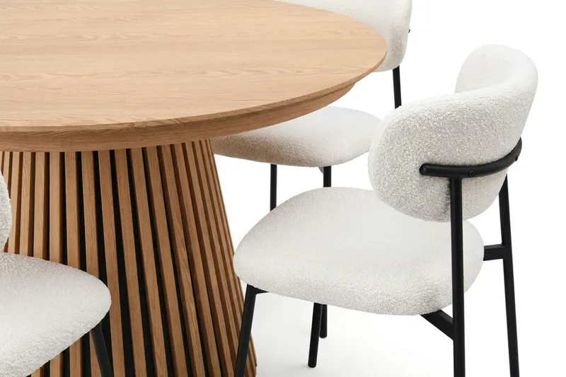 Peyra Rund Utdragbar Matgrupp 120-220 cm – Matbord med 4 Lucy Matstolar i Trä med Ekutseende - Natur|Vit - Möbler - Matplats - Matgrupp & matbord med stolar