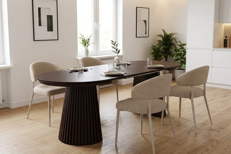 Peyra Rund Utdragbar Matgrupp 120–220 cm – Matbord med Rökt Ekutseende och 4 Klädda Sawako Matstolar - Brun|Beige - Möbler - Matplats - Matgrupp & matbord med stolar