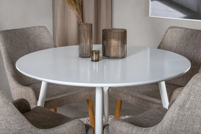 Plaza Matbord Runt med 4 Plaza Matstol - Möbler - Matplats - Matgrupp & matbord med stolar