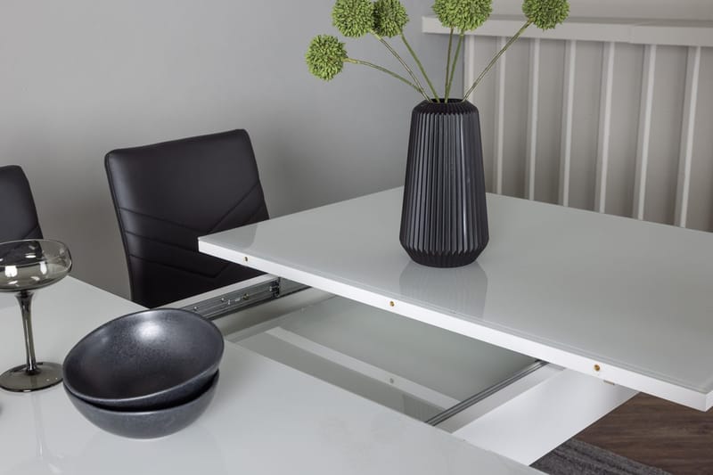 Pluto Matbord 120x90 cm med 4 Lily Matstol - Möbler - Matplats - Matgrupp & matbord med stolar