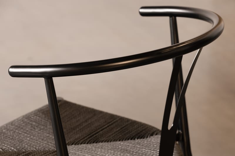 RAMSTA Bord 130 cm Rund + 4 AMATA Stolar Svart/Svart -   - Matgrupp & matbord med stolar