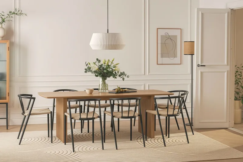 Richeto Matbord 240 cm med 8 Winston Matstolar - Naturlig finish / Beige / Metallben Svart - Möbler - Matplats - Matgrupp & matbord med stolar