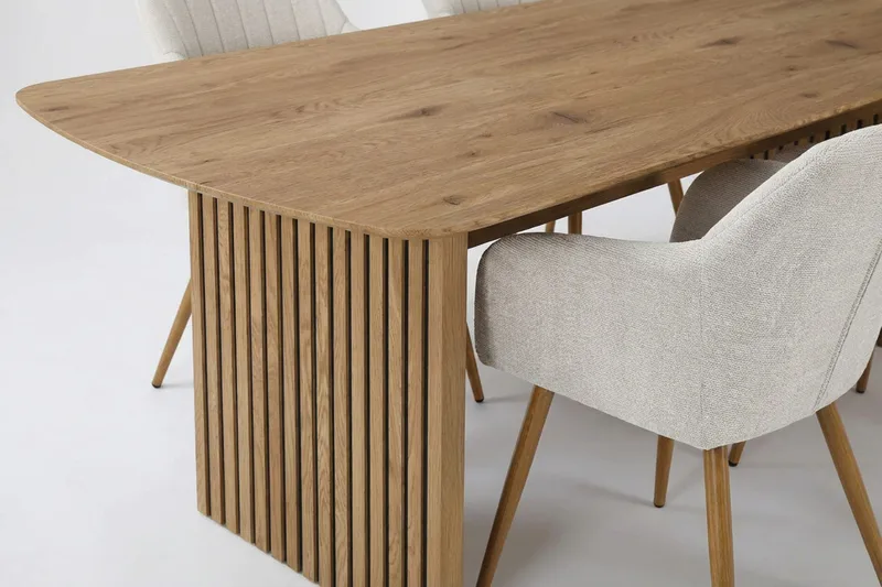 Richeto Matgrupp Ek 210 cm med 6 Filippa Matstolar - Ek/Vit - Möbler - Matplats - Matgrupp & matbord med stolar