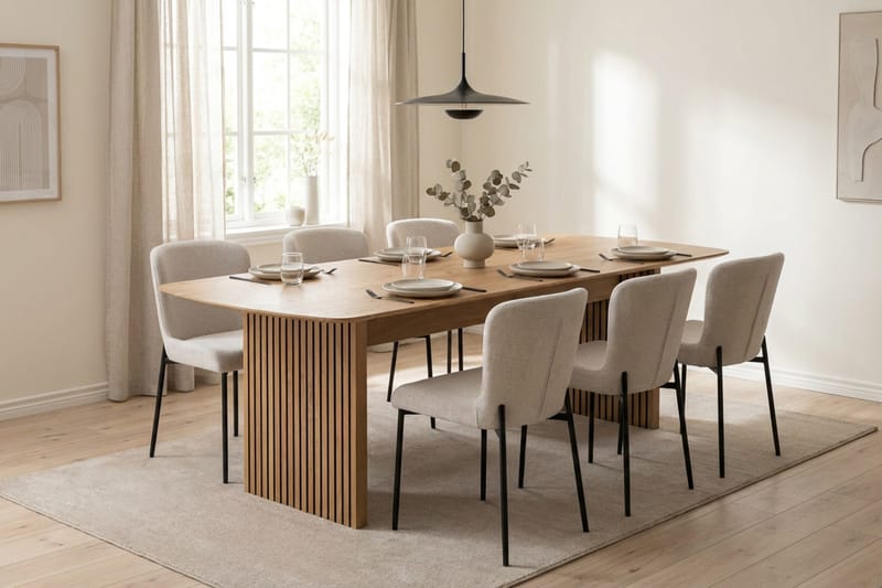 Richeto Matgrupp Ek 240 cm med 6 Elsie Matstolar - Ek/Vit - Möbler - Matplats - Matgrupp & matbord med stolar