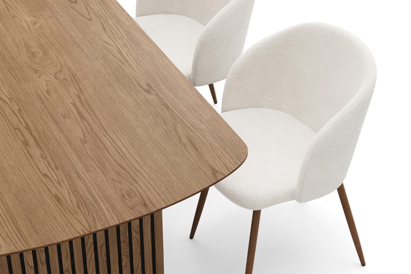 Richeto Matgrupp med 4 Greya Matstolar med Armstöd - Naturlig Finish/Vit Bouclé - Möbler - Matplats - Matgrupp & matbord med stolar