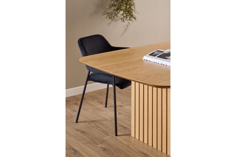 Saku Stort Rektangulärt Matbord 220 cm med Trä- och Ekutseende - Beige - Möbler - Matplats - Matbord & köksbord