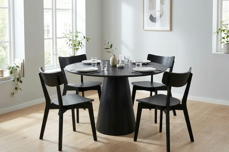 Siena Matgrupp 110 cm runt i Svart med 4 Amelia Matstolar - Svart - Möbler - Matplats - Matgrupp & matbord med stolar