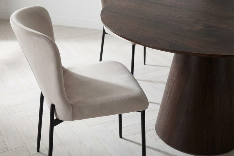 Siena Matgrupp runt 110 cm Rökt Ek med 4 Elsie Matstolar - Rökt ek/Beige - Möbler - Matplats - Matgrupp & matbord med stolar