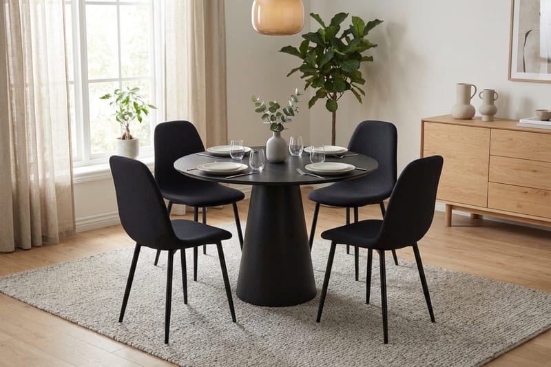 Siena Matgrupp runt 110 cm Svart med 4 Nibe Matstolar - Svartlaserad ek - Möbler - Matplats - Matgrupp & matbord med stolar