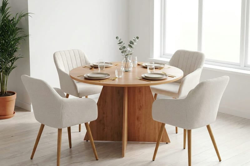 Vera Matgrupp runt 110 cm Ek med 4 Filippa Matstolar - Ek - Möbler - Matplats - Matgrupp & matbord med stolar