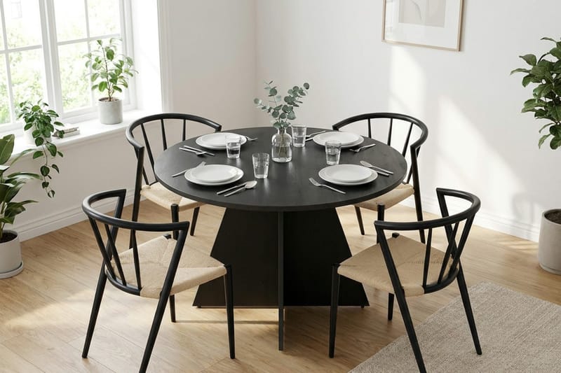 Vera Matgrupp runt 110 cm Svart med 4 Winston Matstolar - Svart - Möbler - Matplats - Matgrupp & matbord med stolar