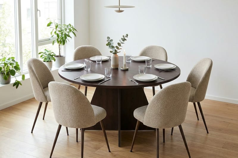 Vera Matgrupp runt 130 cm Rökt Ek med 6 Nibe Plus Matstolar - Rökt ek - Möbler - Matplats - Matgrupp & matbord med stolar