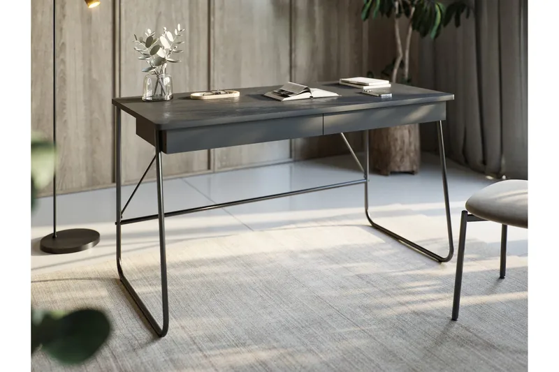 Aditiya Skrivbord 67x135 cm - Svart - Möbler - Hemmakontor - Skrivbord