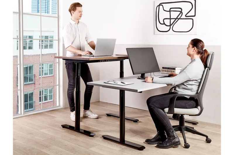 Banner Skrivbord 80x180 cm - Grå/Svart - Möbler - Hemmakontor - Skrivbord