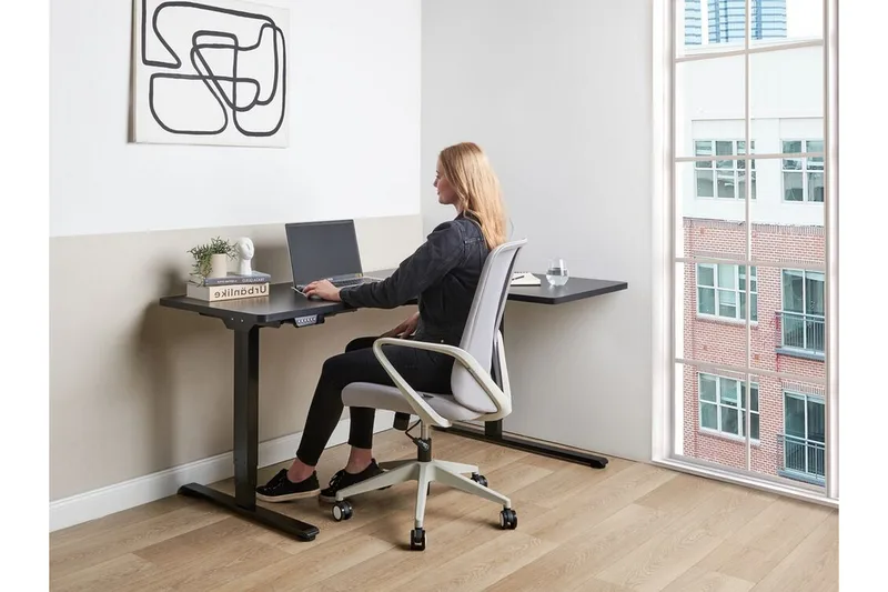 Bina Skrivbord 109x160 cm - Svart - Möbler - Hemmakontor - Skrivbord