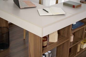 Regar Skrivbord 130x72x120 cm - Cashmere och Walnut - Möbler - Hemmakontor - Skrivbord