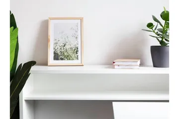 Grianan Skrivbord 136 cm White - Möbler - Hemmakontor - Skrivbord