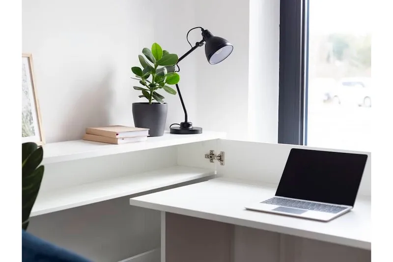 Grianan Skrivbord 136 cm White - Möbler - Hemmakontor - Skrivbord