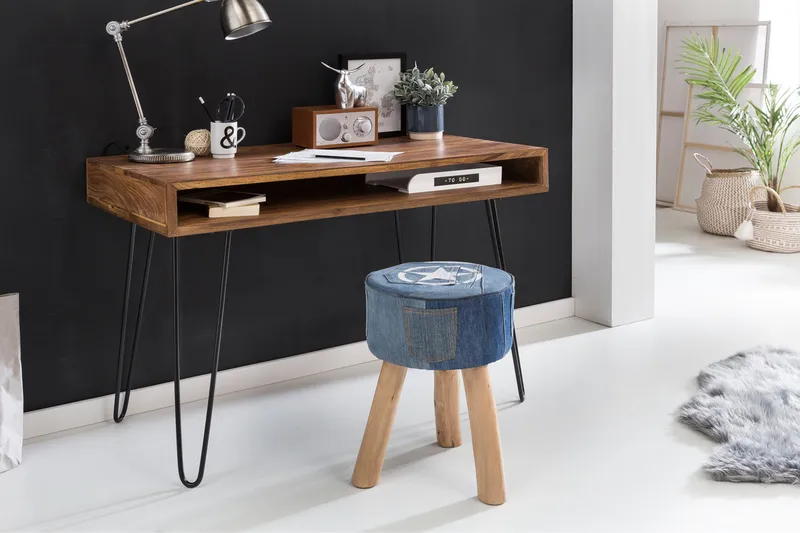 Langner Skrivbord 110 cm med Förvaring Hylla - Massivt Trä/Svart - Möbler - Hemmakontor - Skrivbord