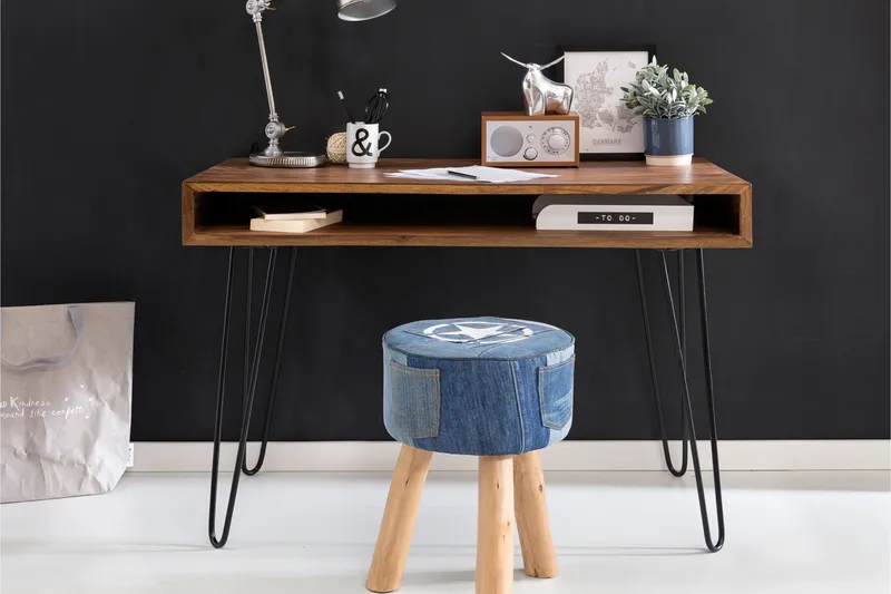 Langner Skrivbord 110 cm med Förvaring Hylla - Massivt Trä/Svart - Möbler - Hemmakontor - Skrivbord