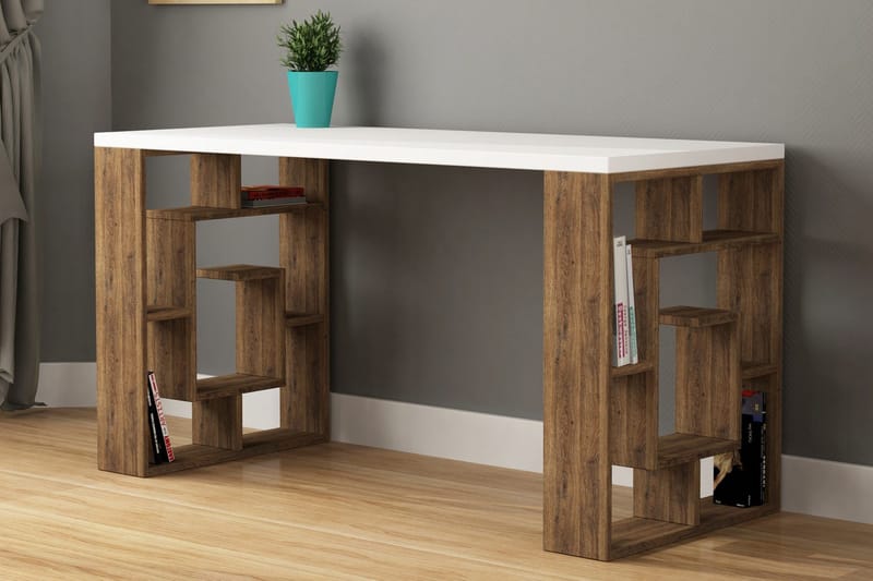 Mazell Skrivbord 140 cm med Förvaring Hyllor - Brun/Vit - Möbler - Hemmakontor - Skrivbord