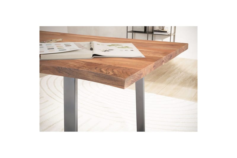 Skrivbord Wohnling Massiv trä träd kant metallben lantlig stil Silver, Rak, 200x100 cm - Silver, Rak, 200x100 cm - Möbler - Hemmakontor - Skrivbord