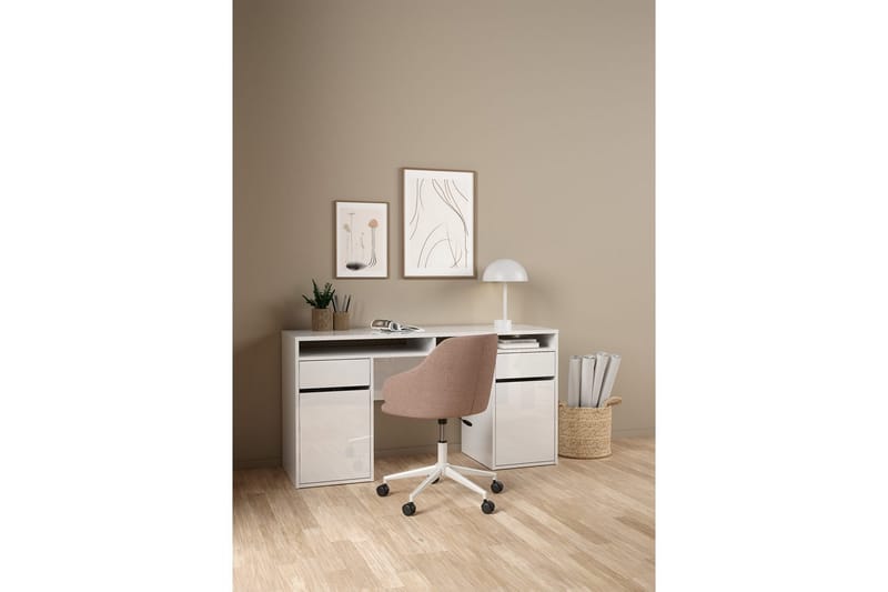 Taketo Skrivbord 48x149 cm - Vit - Möbler - Hemmakontor - Skrivbord