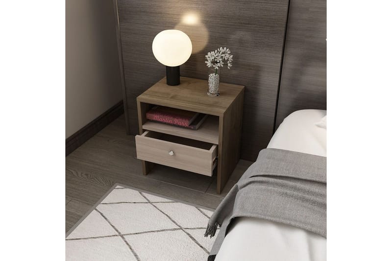 Berriaren Sängbord 45 cm - Valnöt - Möbler - Sovrum - Sängbord