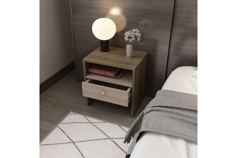 Berriaren Sängbord 45 cm - Valnöt - Möbler - Sovrum - Sängbord