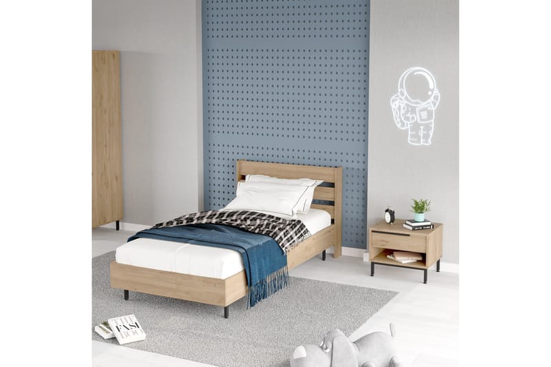 Erhan Sängbord 205,6 cm - Brun - Möbler - Sovrum - Sängbord