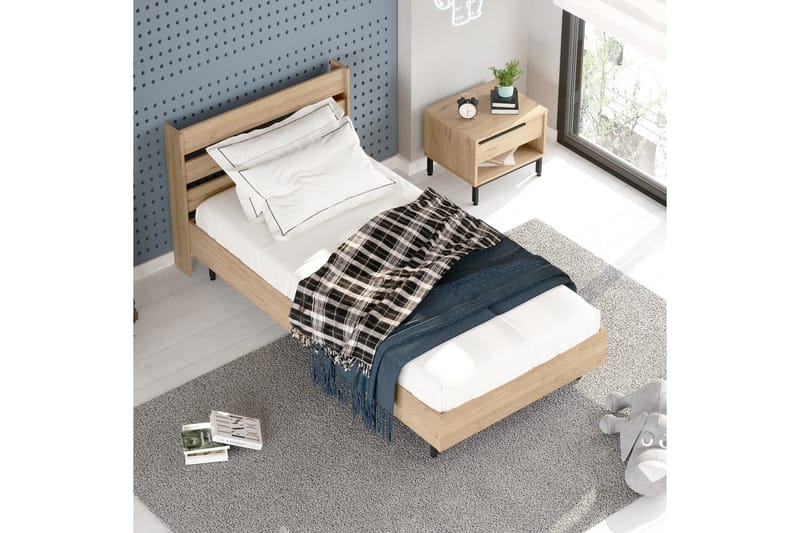 Erhan Sängbord 205,6 cm - Brun - Möbler - Sovrum - Sängbord