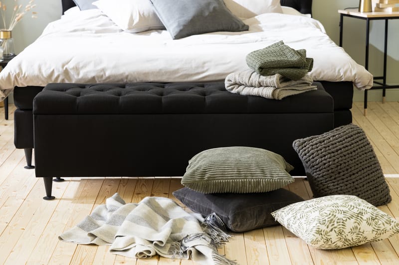 NOVELLA Sängkista 140 cm Rutig Svart - Möbler - Sovrum - Förvaring sovrum - Sängkista