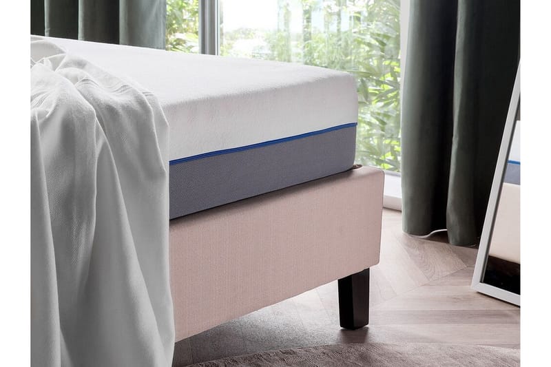JOYEUX Madrass 140x200 cm Fast Vit/Memoryskum - Vit - Möbler - Sovrum - Madrasser - Bäddmadrasser