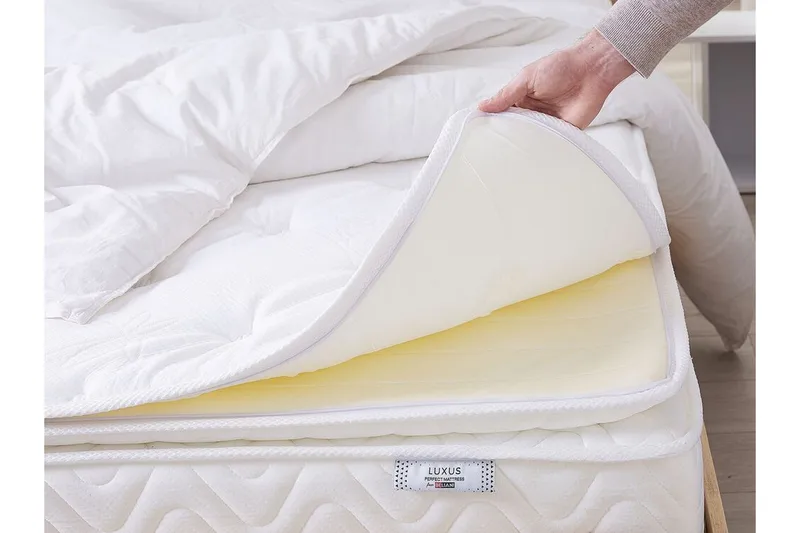 Luxusa Skummadrass 140x200 cmmed Avtagbar Klädsel - Beige - Möbler - Sovrum - Madrasser - Skummadrasser