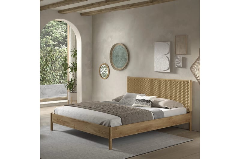 Oliv Sängram - Ek - Möbler - Sovrum - Sängram & sängstomme