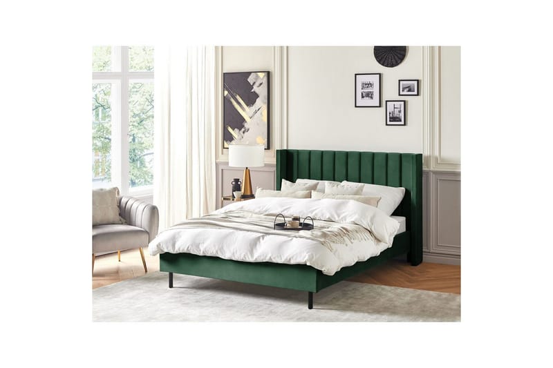 Säng med lamellram Villette - Grön, Svart, 140x200 cm - Möbler - Sovrum - Sängram & sängstomme